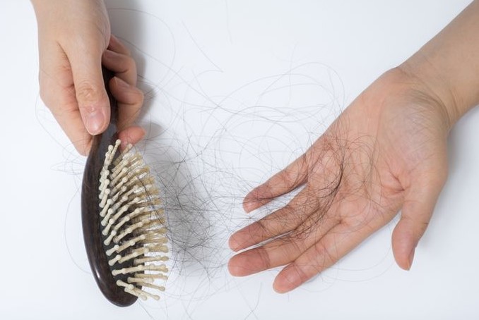 Cara Mengatasi Rambut yang Rontok